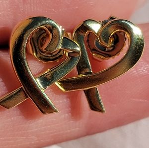 Tiffany 18kt Loving Heart Stud Earrings